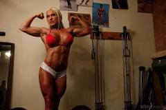 Porn stars need to stay hot, so Ashlee Chambers showed up at the gym to share her workout with you, using the cables and posing to show off sexy pecs and glutes